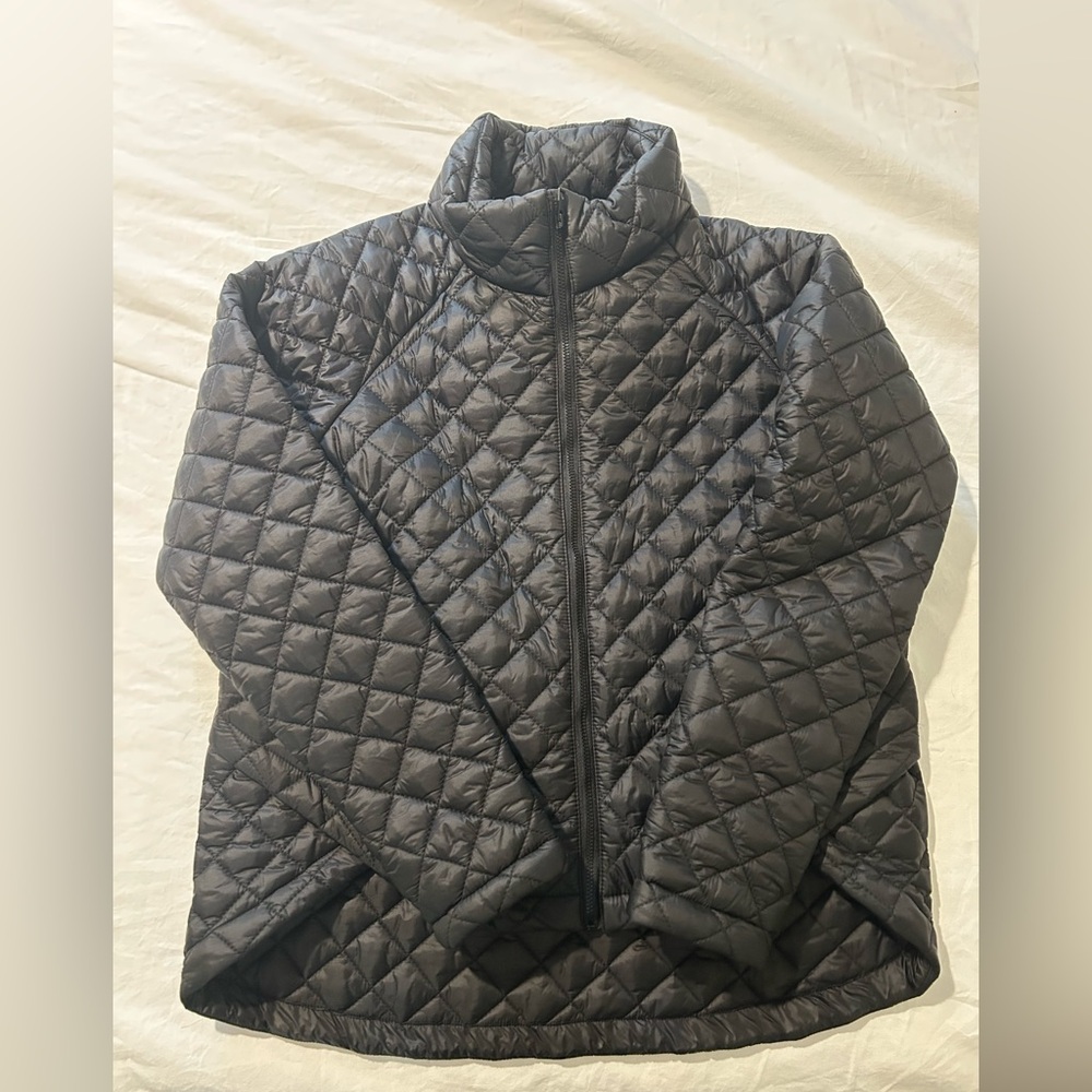 Quince Women’s Quilted Black Jacket